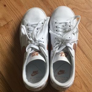 Blazer Low Nike shoes